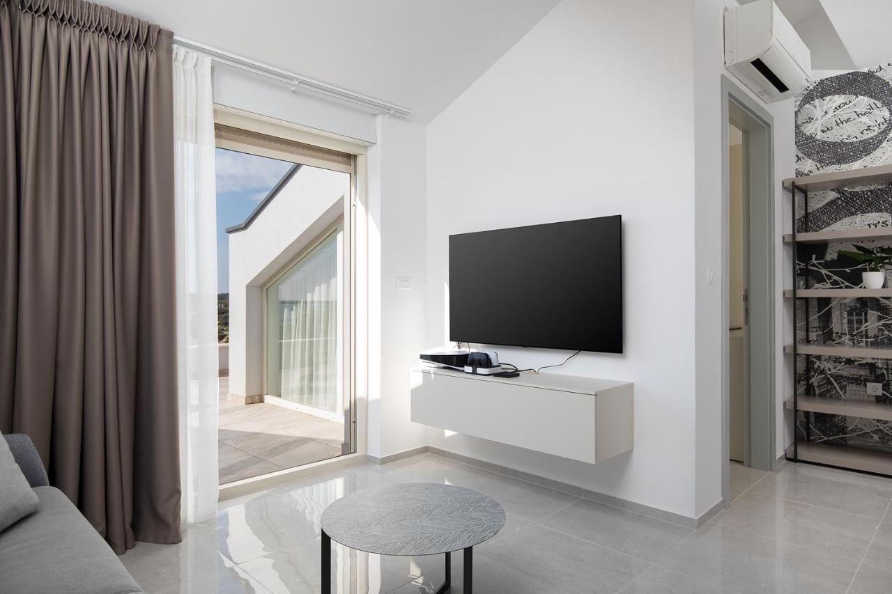 Apartman Damjan ペシュチャーナ・ウヴァラ エクステリア 写真
